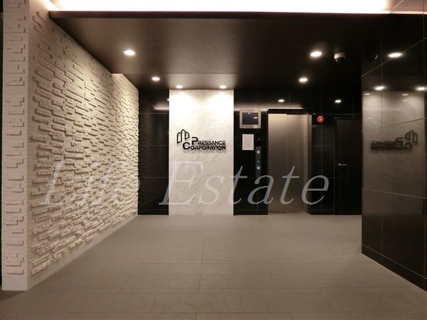 プレサンス心斎橋クオーレ