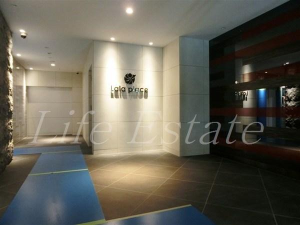 ララプレイス大阪城WESTEN