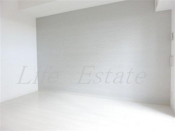 ララプレイス大阪城WESTEN