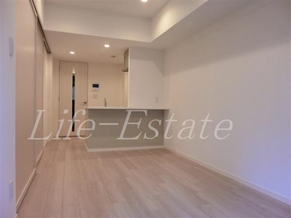 シーズンフラッツ大手前