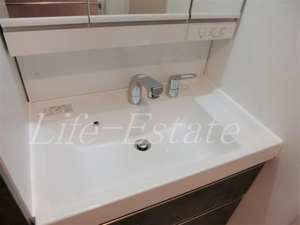 シーズンフラッツ大手前