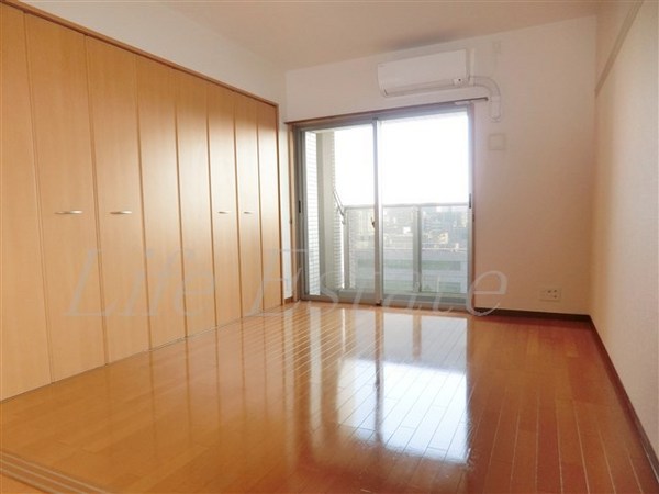 ブランクレール谷町