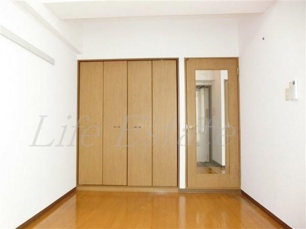 メルベーユ谷町