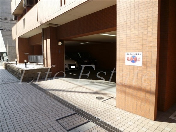 プレサンス東本町