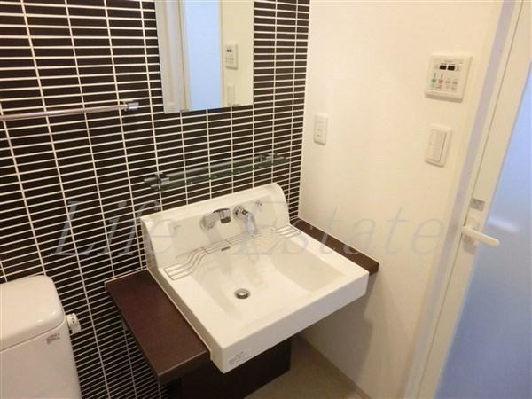 イーストモート高麗橋