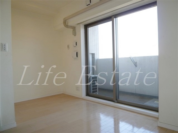 アプリーレ堺筋本町