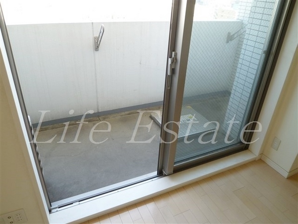 アプリーレ堺筋本町