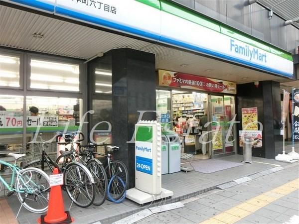 コンソラーレ上町台Ⅱ(ファミリーマート上本町六丁目店)