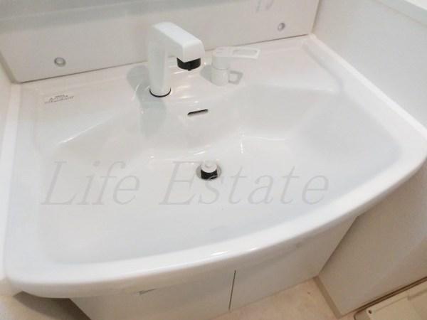 エグゼ心斎橋EAST