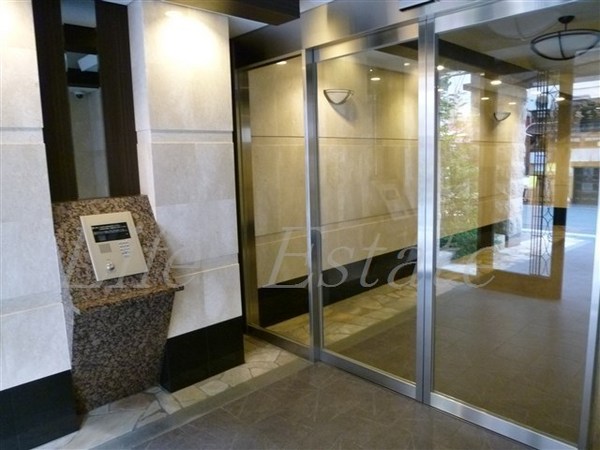 プレサンス心斎橋ザ・スタイル