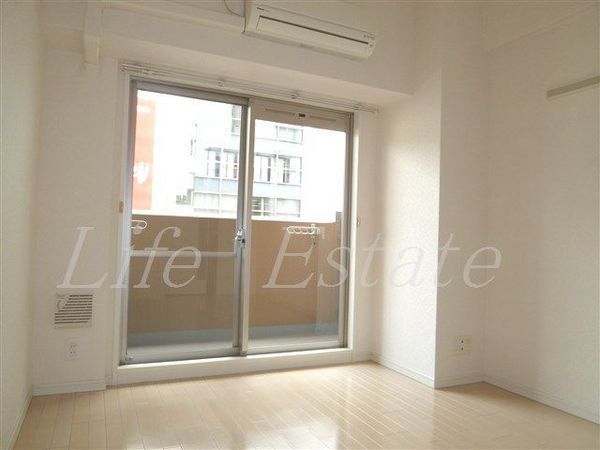 プレサンス心斎橋ザ・スタイル