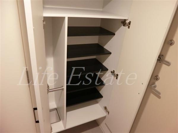 セレニテフラン本町