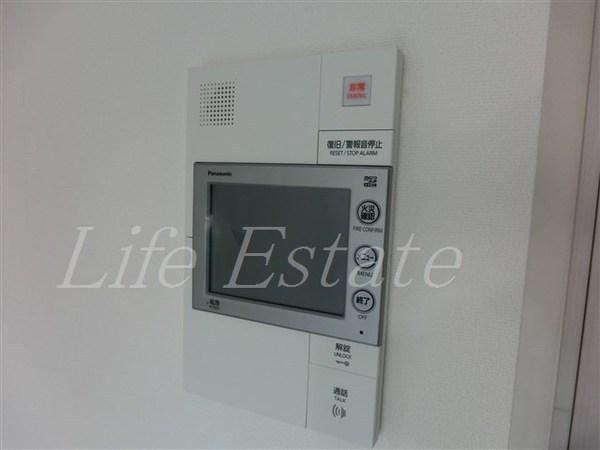 ファーストフィオーレ本町イースト