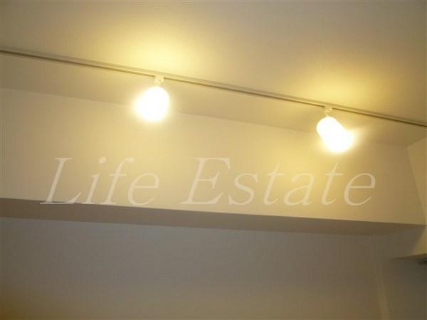 セレニテ本町ROJI02