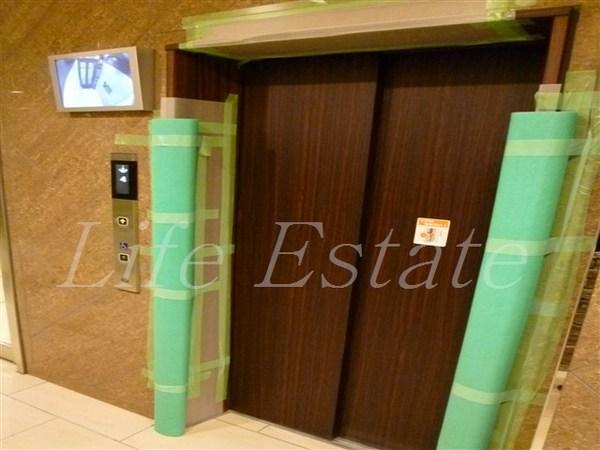 セレニテ本町ROJI02