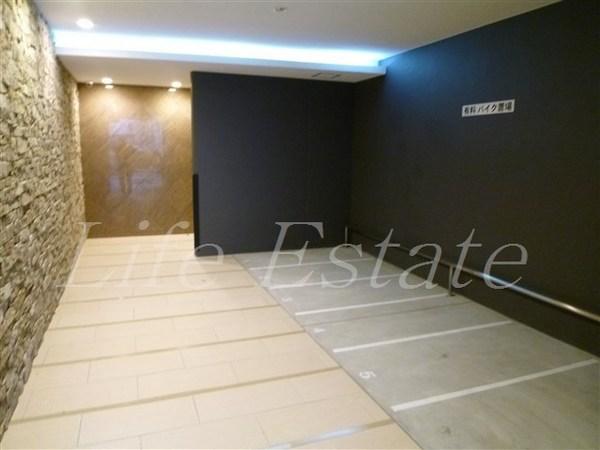 セレニテ本町ROJI02