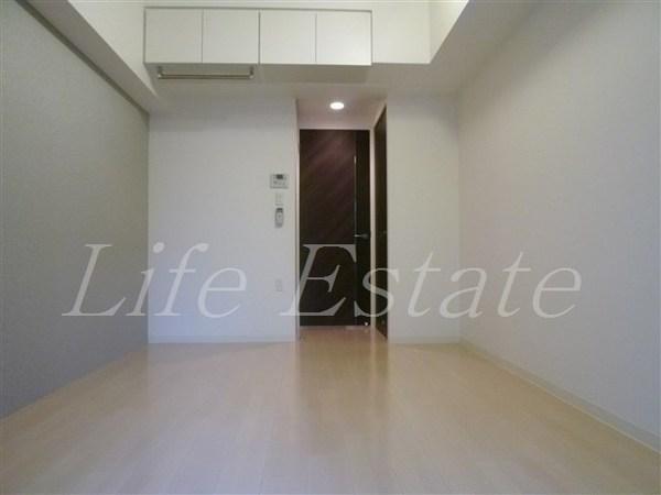 セレニテ本町ROJI02