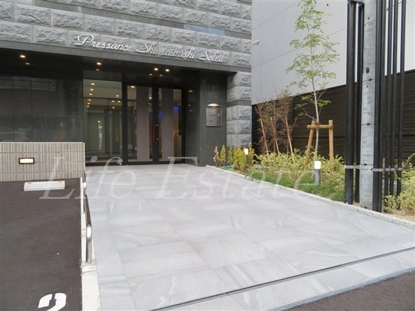 プレサンス心斎橋ソレイユ