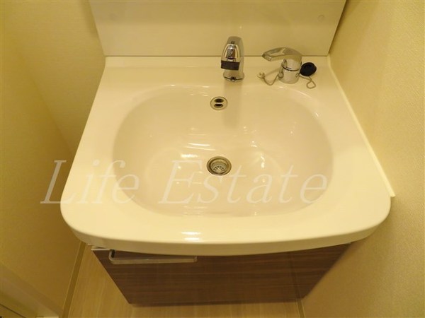 プレサンス心斎橋ソレイユ