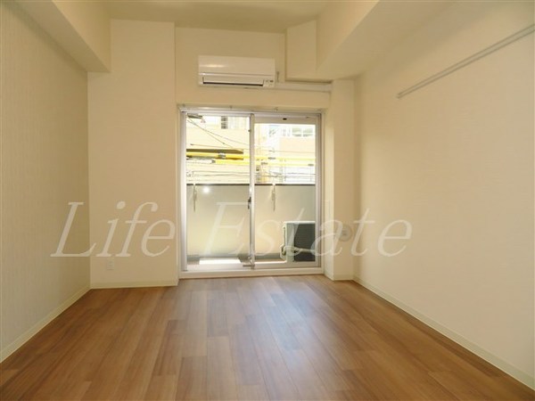 プレサンス心斎橋ソレイユ