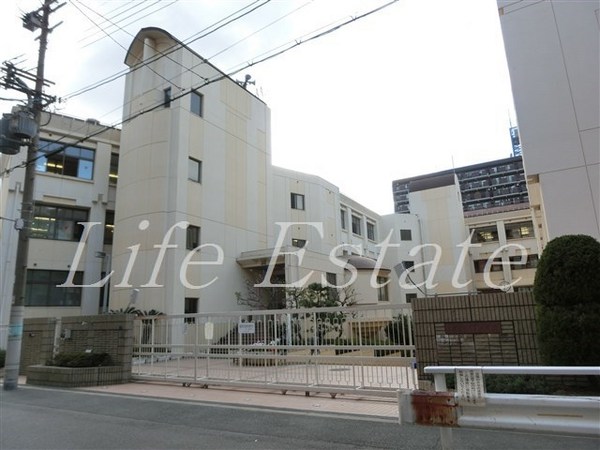 大阪市中央区上本町西４丁目のマンション(大阪市立中央小学校)