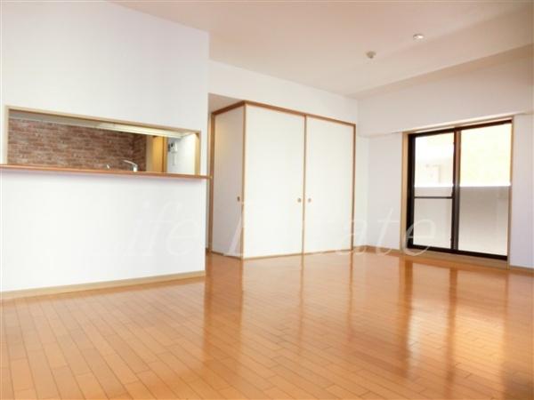 大阪市中央区上本町西４丁目のマンション