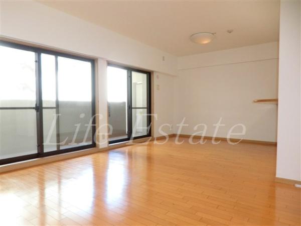 大阪市中央区上本町西４丁目のマンション