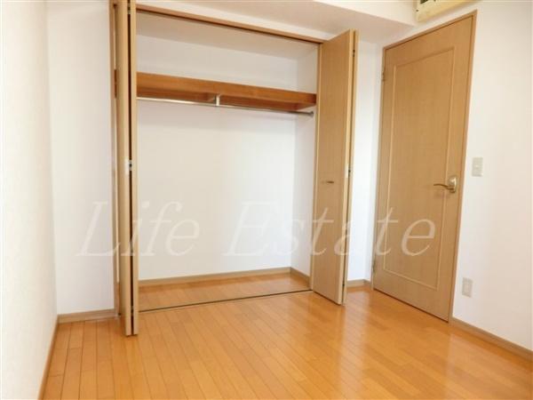 大阪市中央区上本町西４丁目のマンション