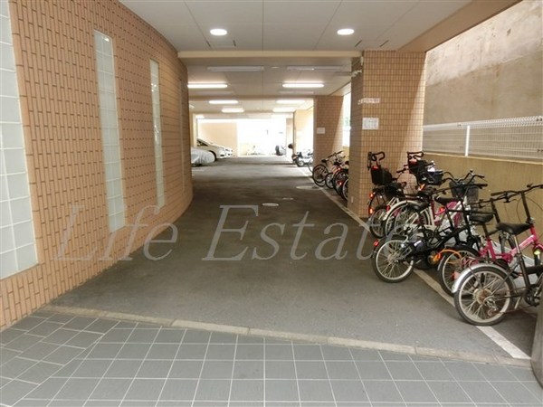 メゾン・デ・ノムラ東心斎橋