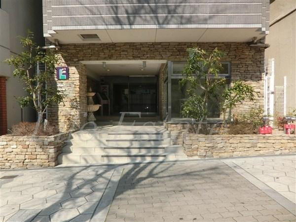 エステムコート難波EASTレオルガ