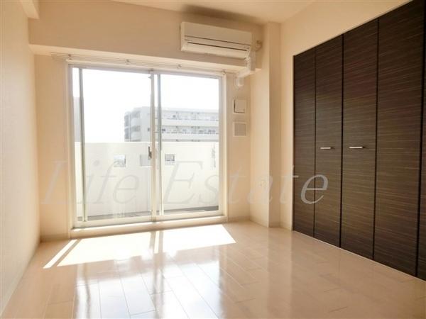 エステムコート難波EASTレオルガ