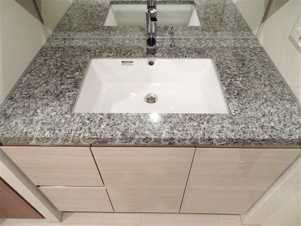 北浜ミッドタワー