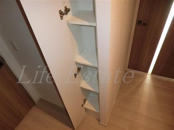 大阪市中央区南船場１丁目のマンション