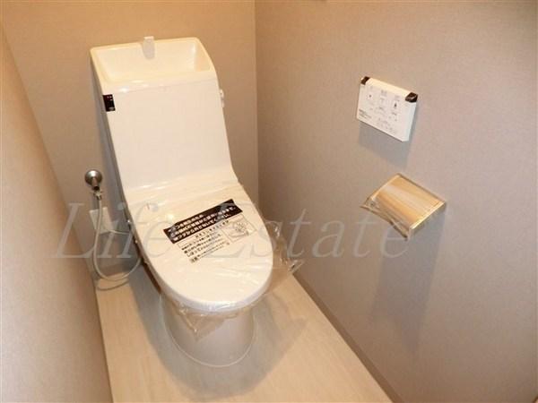 大阪市中央区南船場１丁目のマンション