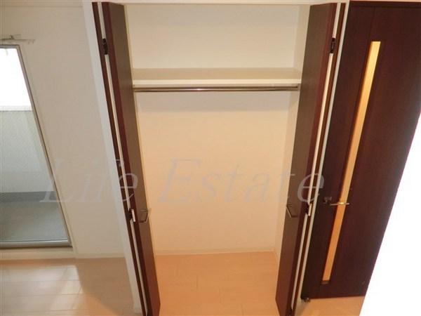 レジュールアッシュ大阪城WEST