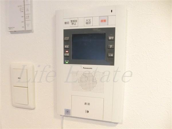 レジュールアッシュ大阪城WEST