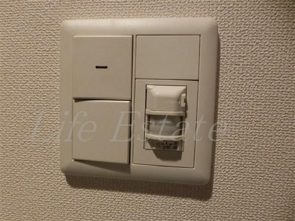 レジュールアッシュ大阪城WEST