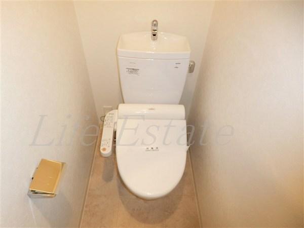 レジュールアッシュ大阪城WEST