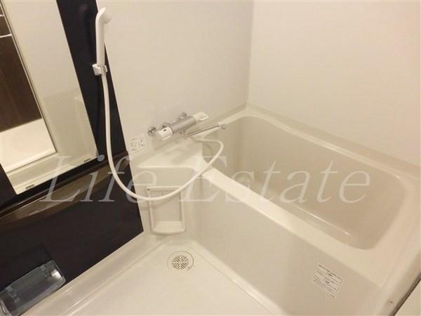 ラシュレエグゼ本町