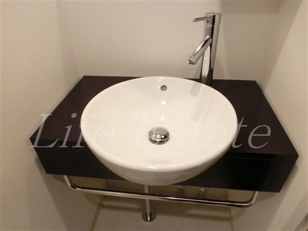 ラシュレエグゼ本町