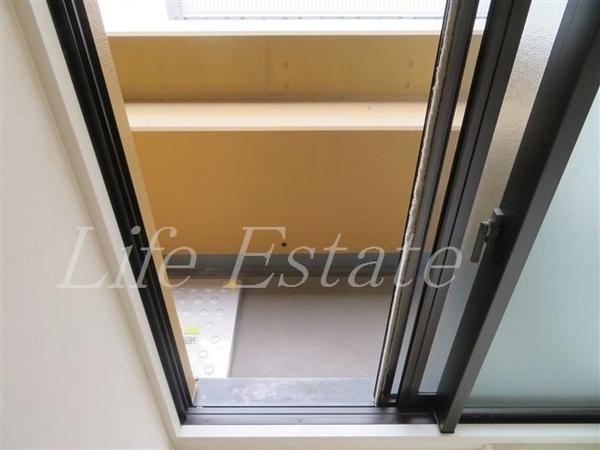 クリスタルブライト本町東