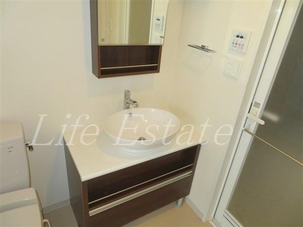 クリスタルブライト本町東