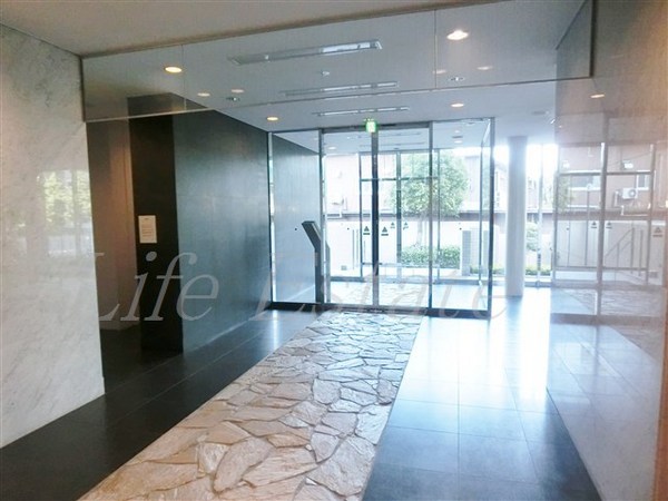 メゾン・ド・ヴィレ大阪城公園前