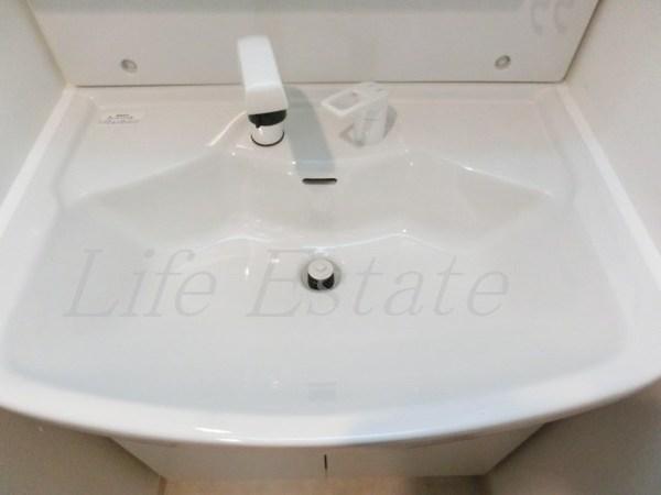 エグゼ心斎橋EAST