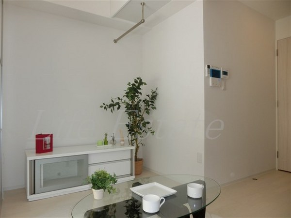 セレニテ夕陽丘EST