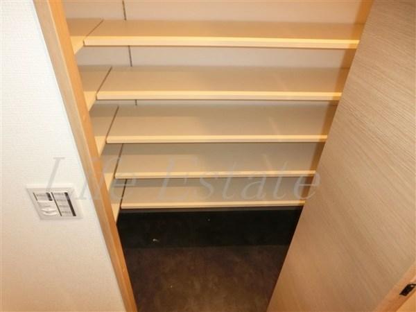 Ｍａｒｋｓ四天王寺東門