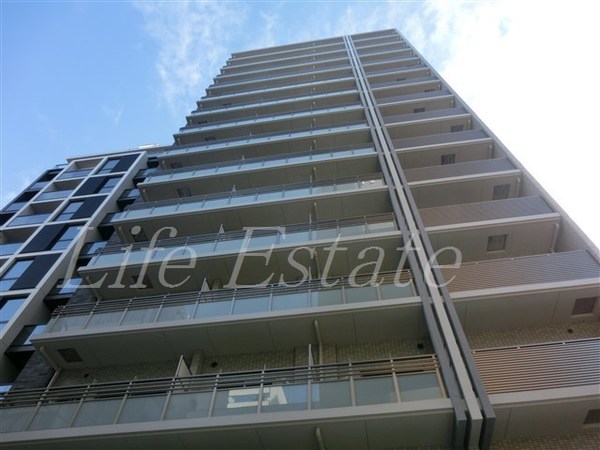 ラクラス本町東