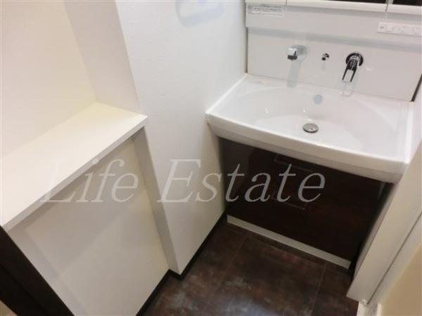 ラクラス本町東