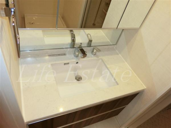 Vinoプレジオ本町