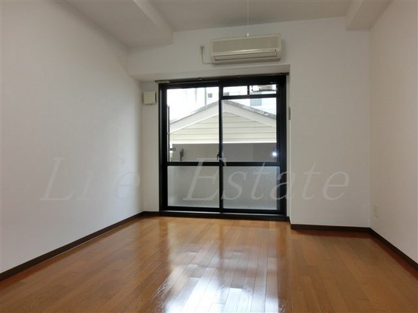 ローズコーポ本町